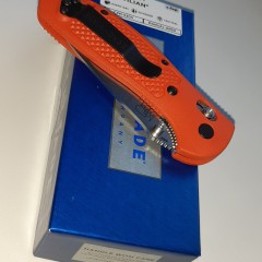 Нож BENCHMADE 551-ORG-S30V GRIPTILIAN